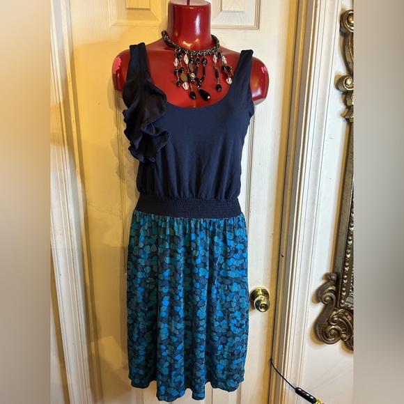 RARE Anthropologie Pendulum Dress RicRac Corsage Leaf Print Wiggle M Medium - Picture 1 of 8